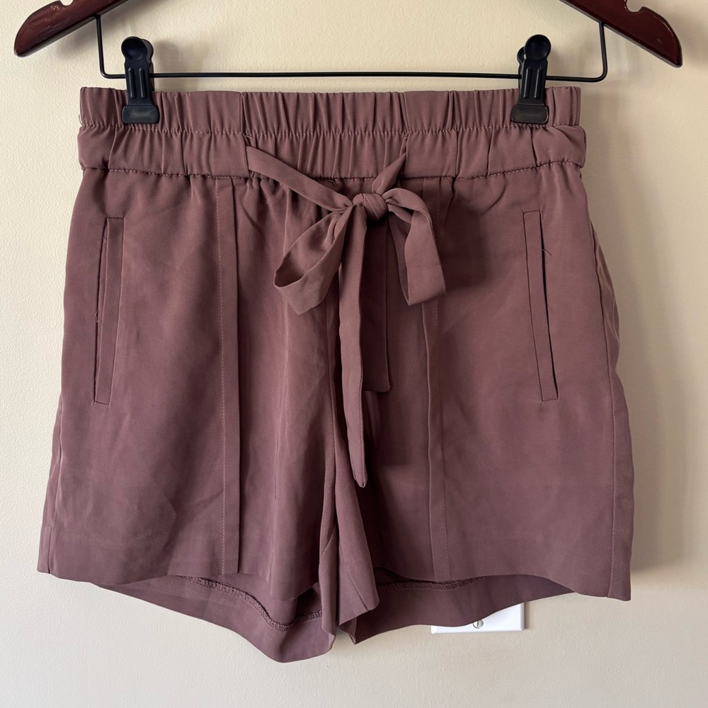 Dynamite Mauve Tie-Waist High Waisted Shorts Size XS